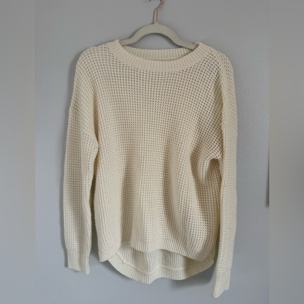 Women’s Cozy Cream Knit Sweater Size Small